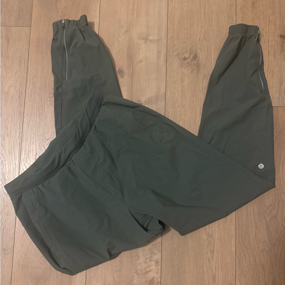 lululemon athletica Surge Jogger